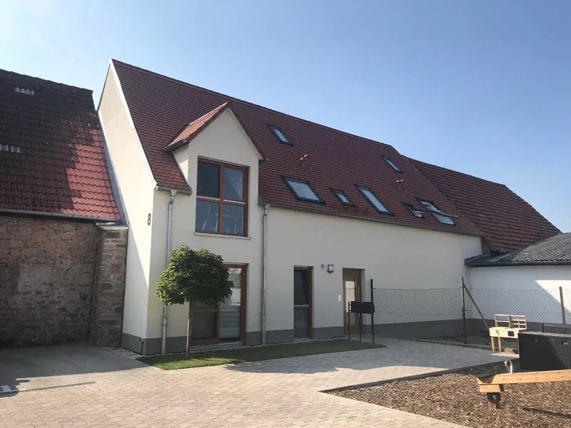 Zwei familienfreundliche Wohnhäuser im Obernauer Ortskern